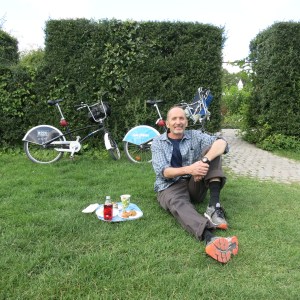 We rented bicycles one day to tour one of Stockholm's island that used to the hunting ground for the royal family and today houses many museums.