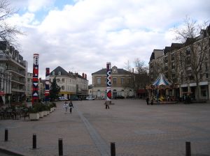 A modern square in the rebuilt part of Châteauroux.
